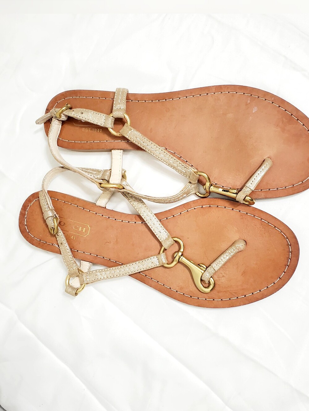 Coach Olesia T-Strap Leather Sandals Metallic Gold size 6.5B